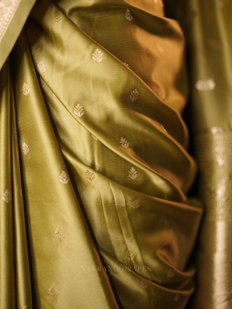 Imperial Jade – Banarasi Satin Silk Saree (Royal Pista)