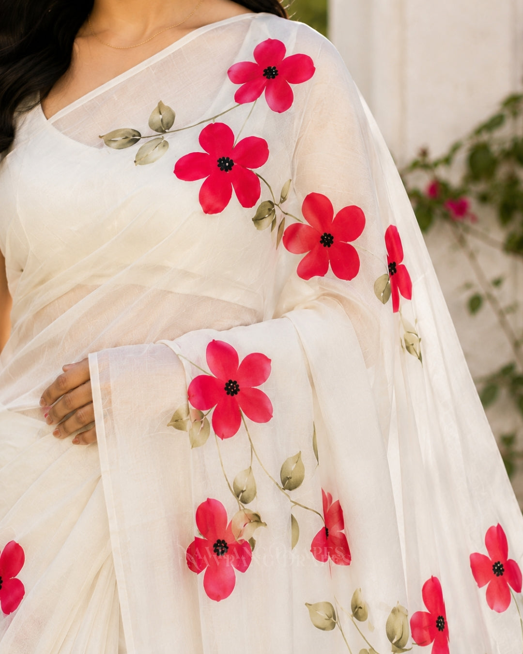 Tanya’s Canvas | Hand-Painted Glass Tissue Silk Saree | White