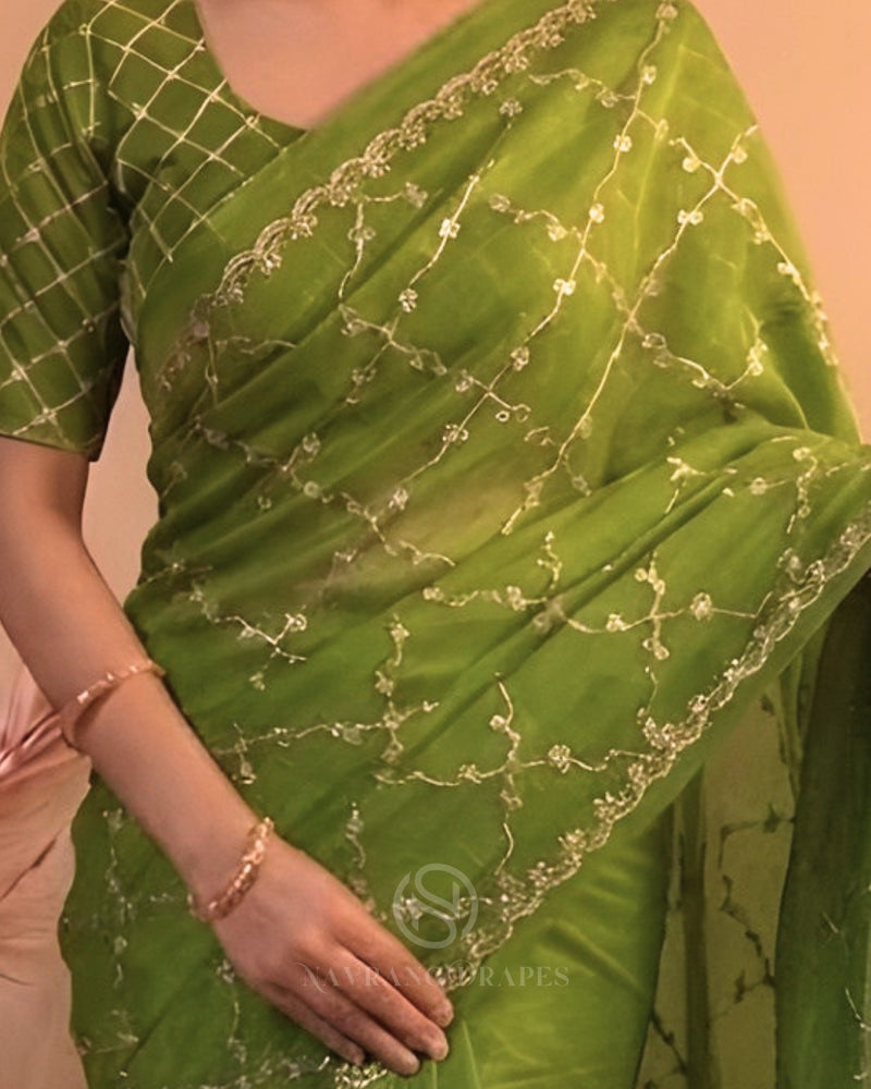 THE RAJWADA GOTA /HAARA RAY SAREE (MEHANDI)