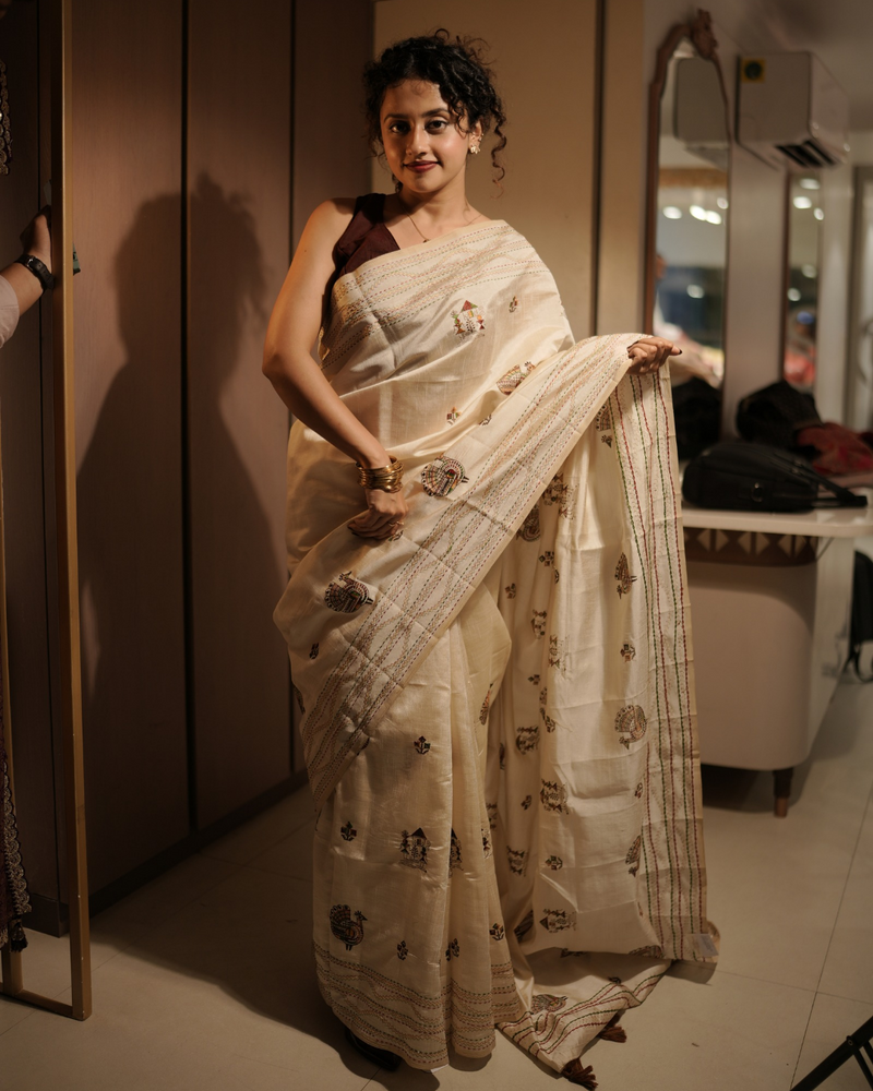 Maharaja Motifs Mayura Peacock Banana Silk Saree – Ivory | Navrang Drapes